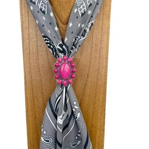 Western Silver Tone Stones With Large Center Hot Pink Stone Wild Rag Scarf Slide - Picture 1 of 3